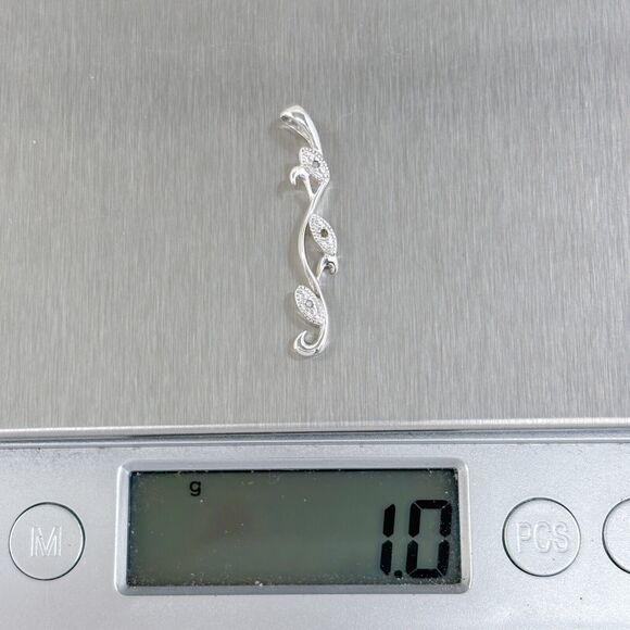 Vintage Sterling Silver 925 Diamond 0.03ctw Leaf Pendant - Picture 6 of 6